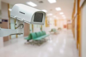 دوربین مداربسته در بیمارستان‌ها